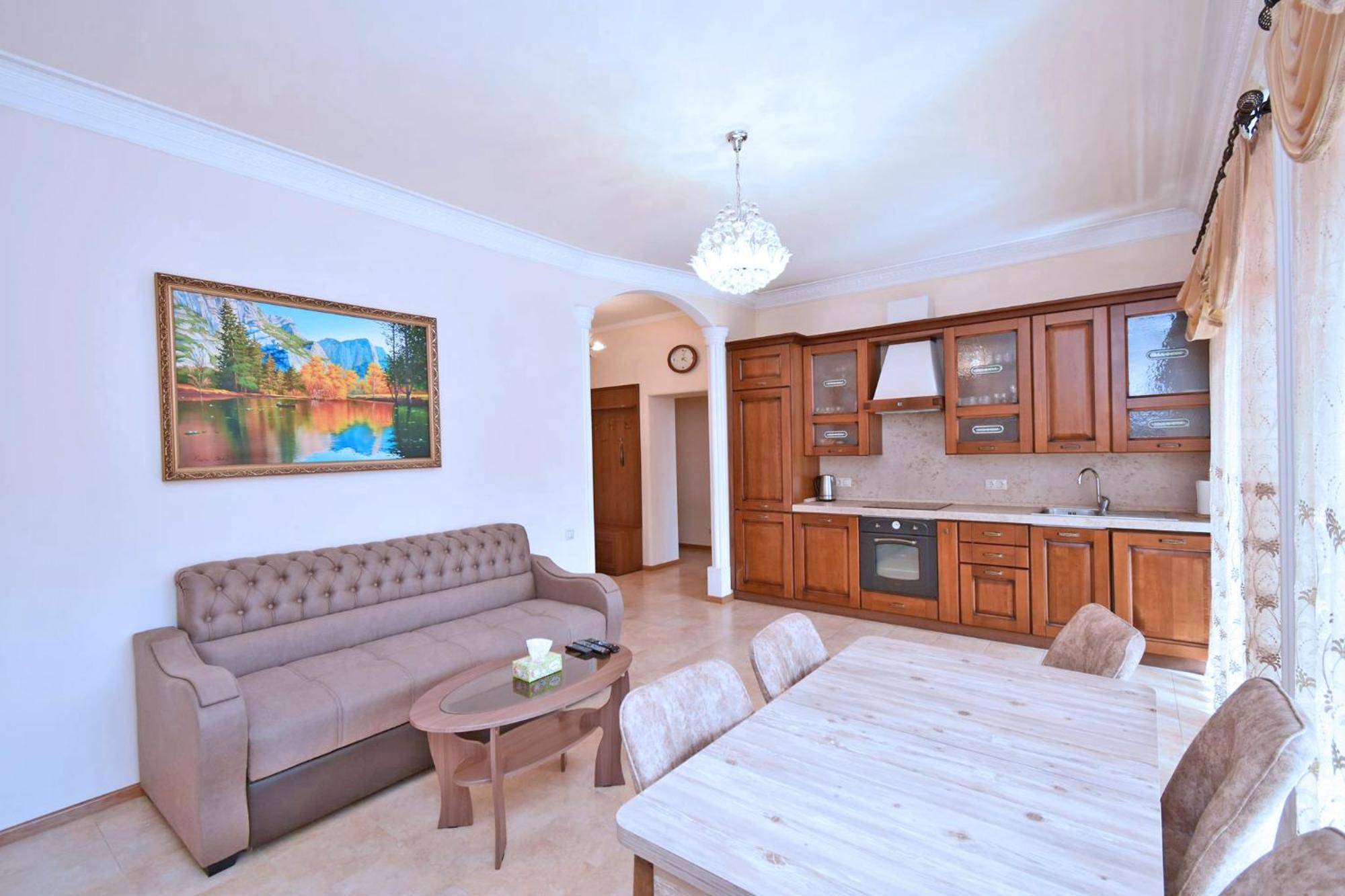 Bright 2 Bedroom Apartment Mayrig Building, With Nice Balcony View, Near Republic Square Yerevan Exterior photo